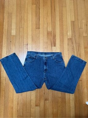 Wrangler Rugged Wear Relaxed Fit Jeans Blue 38x32 Workwear Western 90’s DadJean